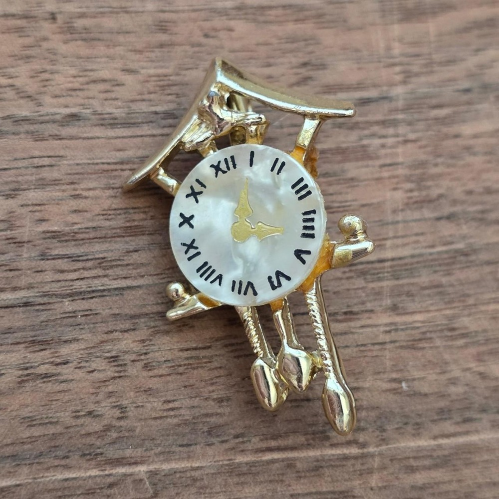 Vintage Cuckoo Clock Brooch Mother of Pearl Gold Tone Pin 1950s 1960s Novelty